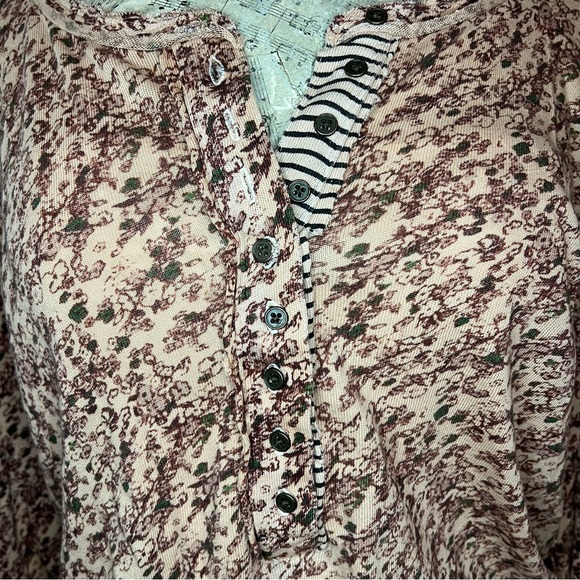 We The Free Girl Meets Boy Henley Size M - Picture 8 of 15